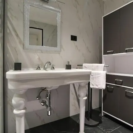 Апартаменты Lovely In The Park Near The Опатия