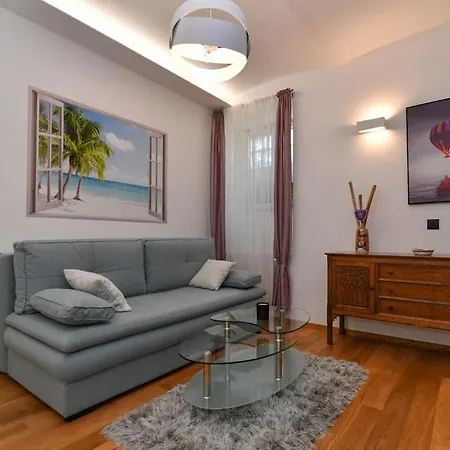 Lovely In The Park Near The Lägenhet *