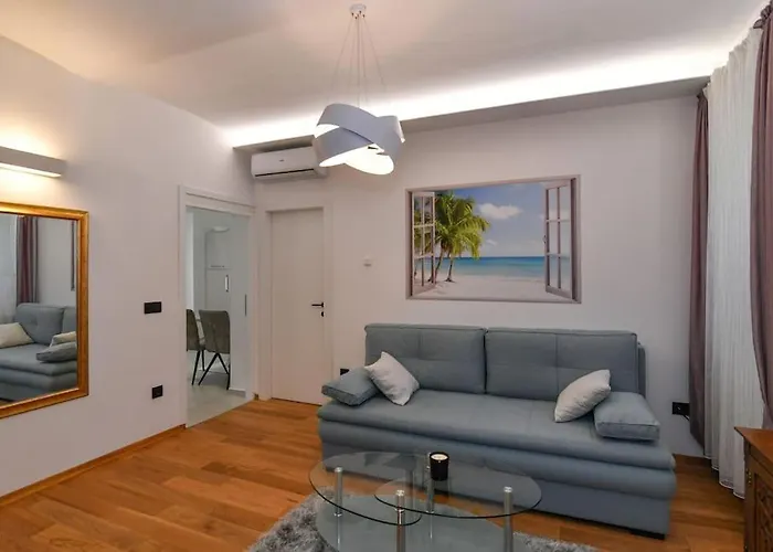 Lovely In The Park Near The Abbazia