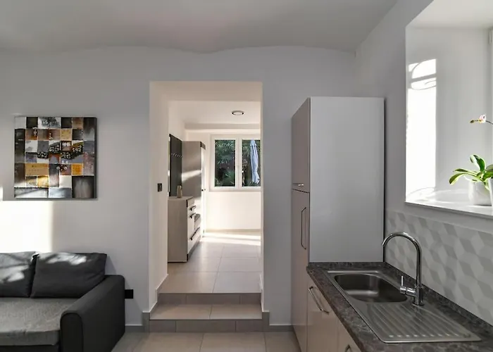 Appartamento Lovely In The Park Near The *